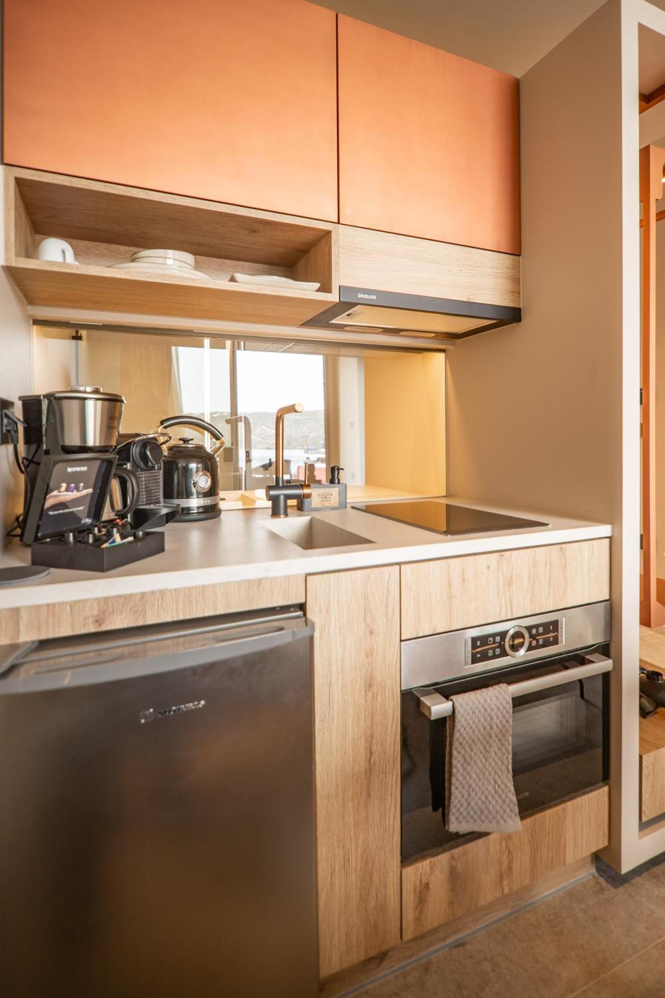 Oniros Residences Суда Экстерьер фото